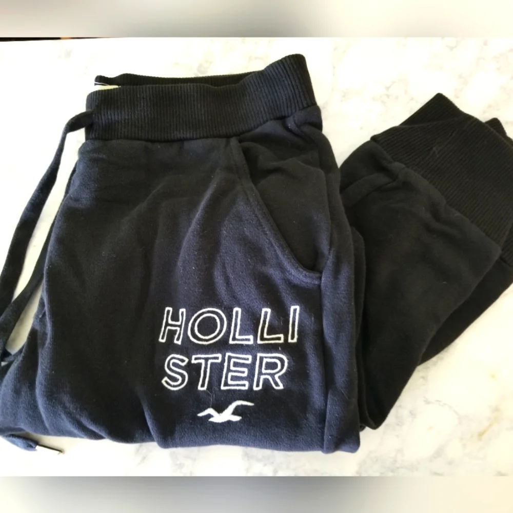 Hollister Joggers - Small, Navy - Picture 1 of 3